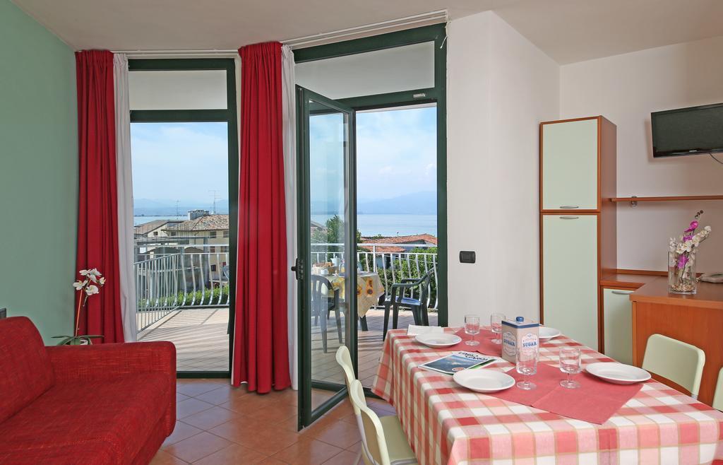بسكييرا ديل غاردا Nettuno Residence Hotel المظهر الخارجي الصورة