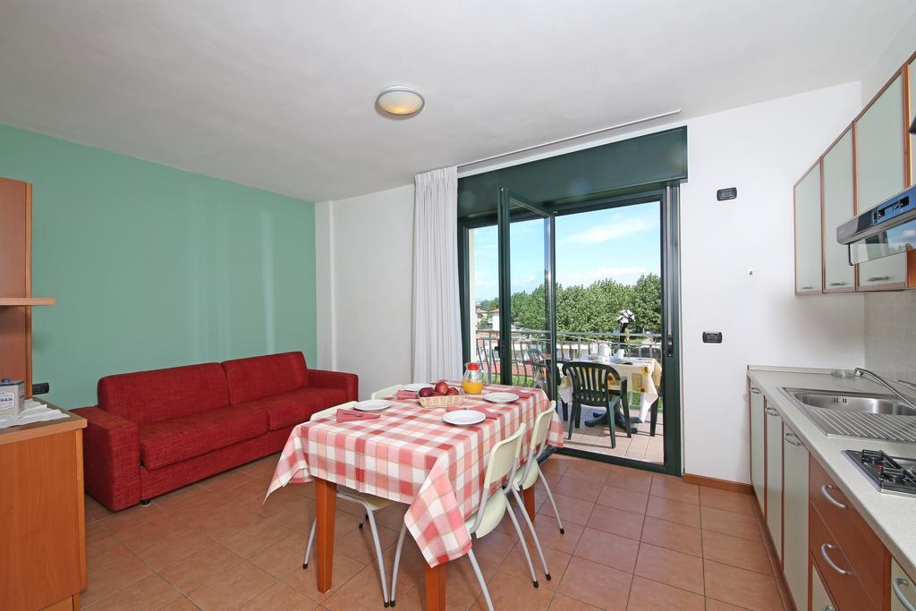 بسكييرا ديل غاردا Nettuno Residence Hotel المظهر الخارجي الصورة